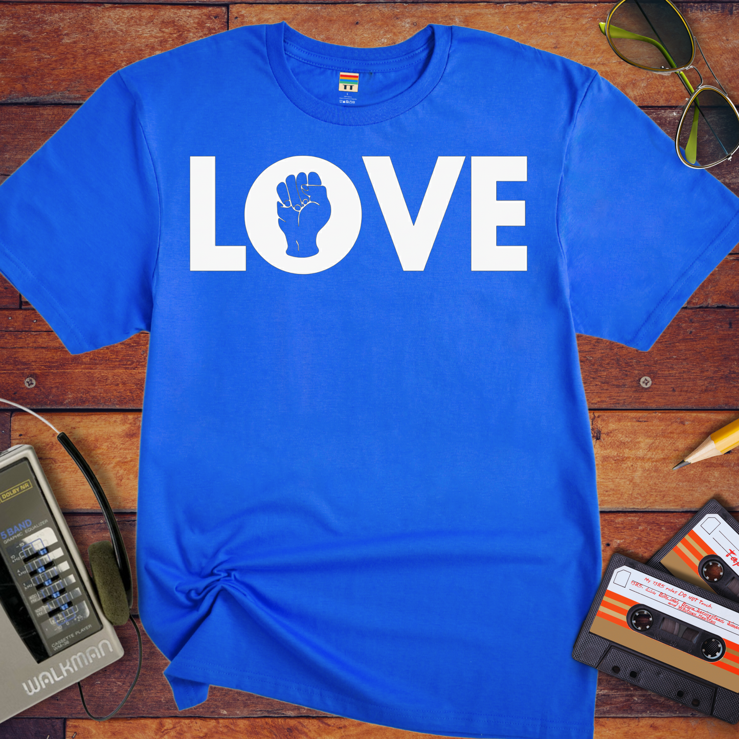'Love' T-Shirt