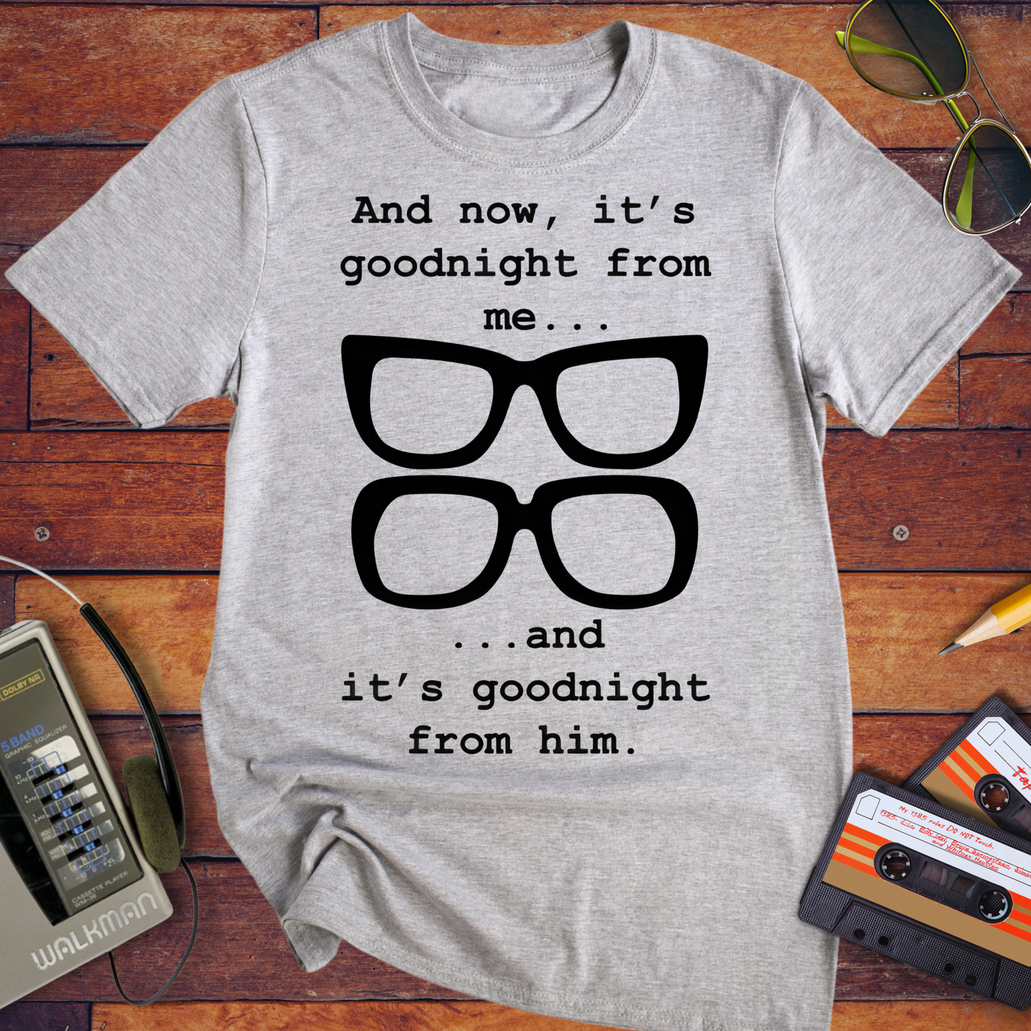 'it's goodnight from me' T-Shirt