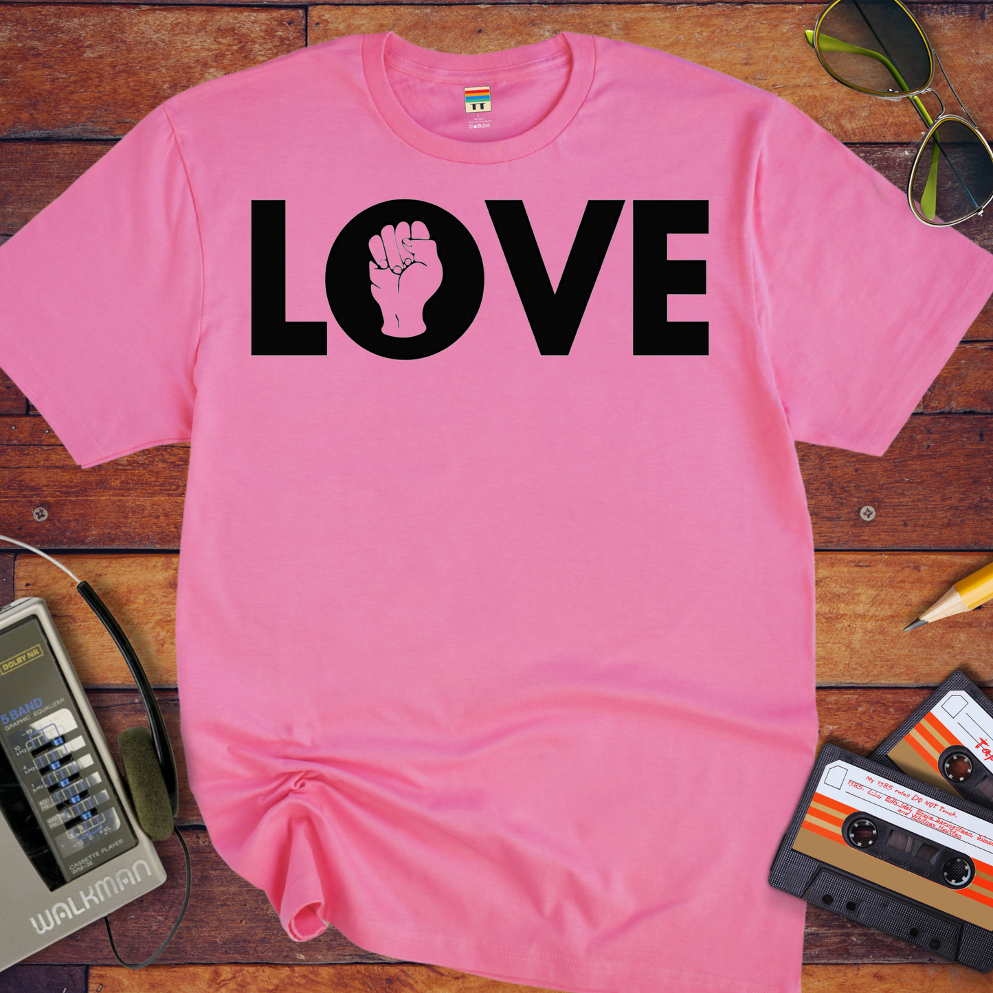 'Love' T-Shirt