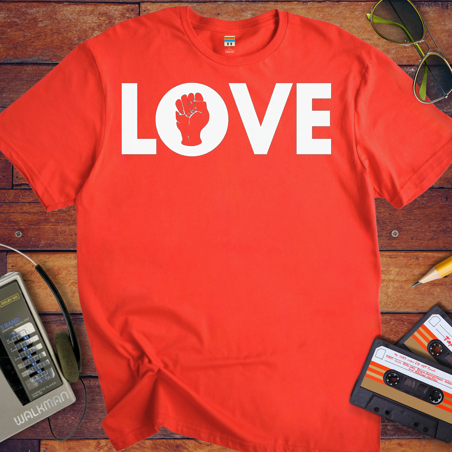 'Love' T-Shirt