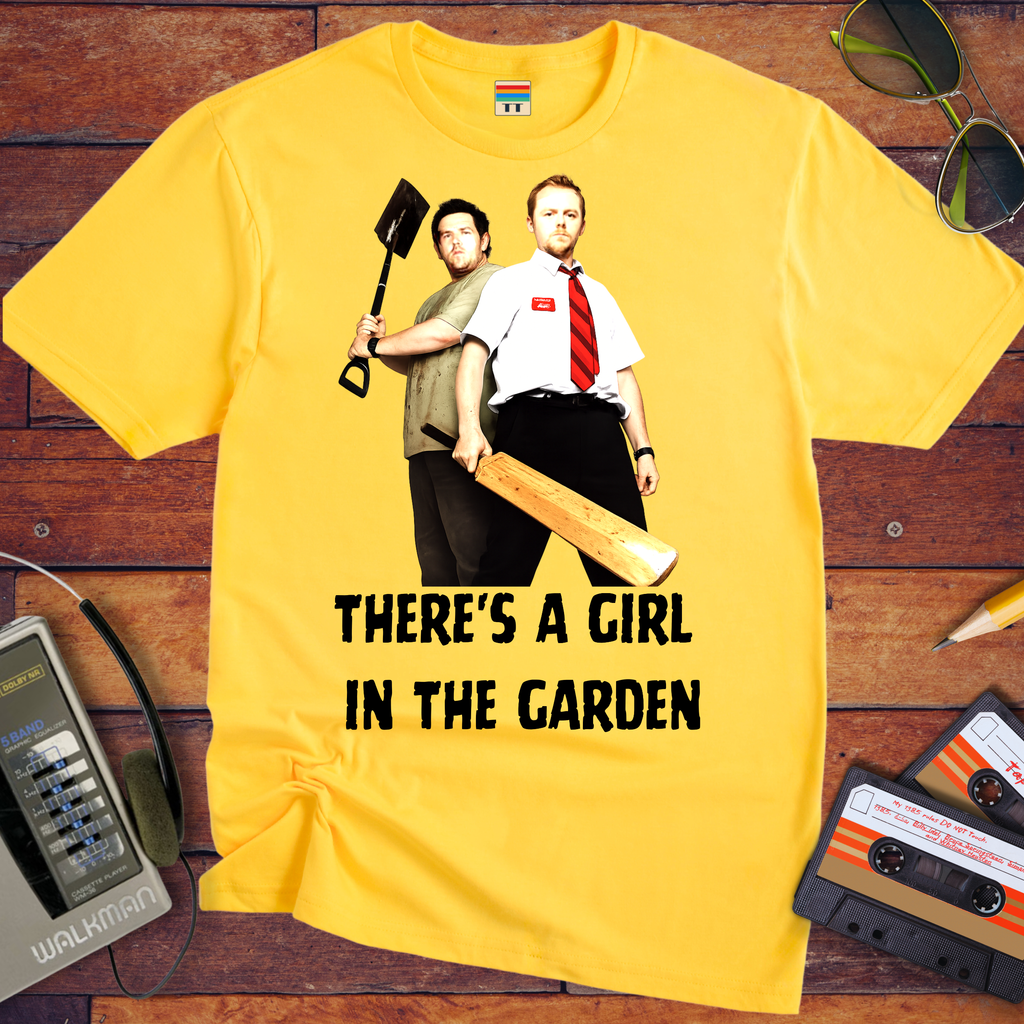 'It's a girl in the garden' Funny T-Shirt