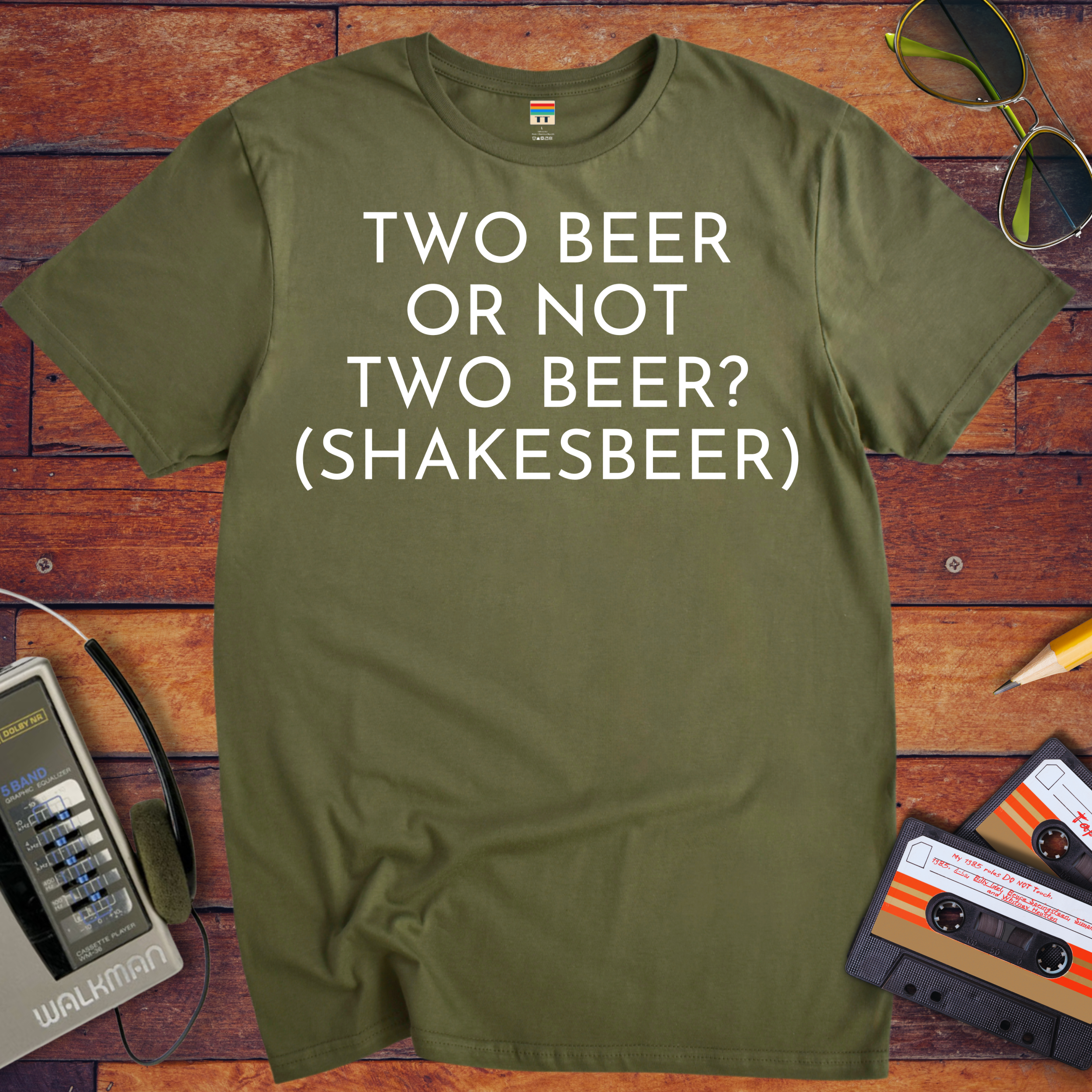 'To beer or not to beer? Shakesbeer'  T-Shirt