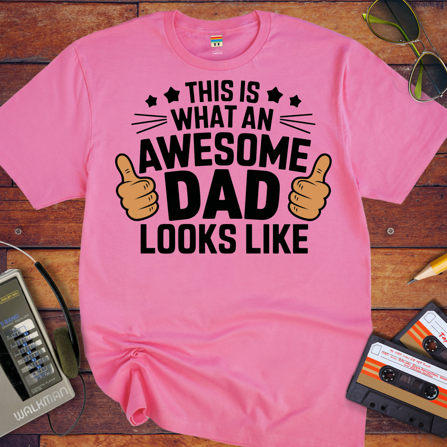 'This is An Awesome Dad Looks Like' T-Shirt