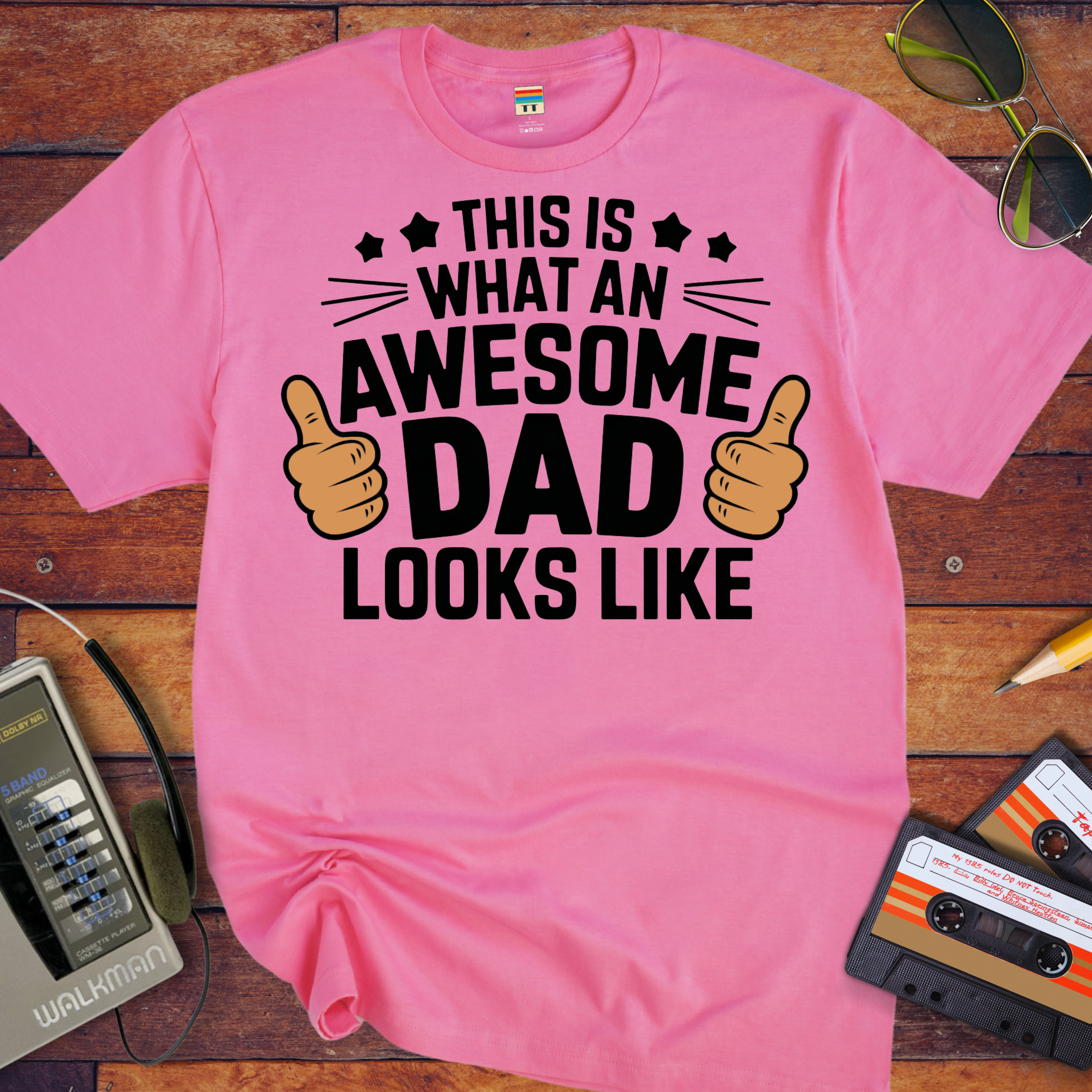 'This is An Awesome Dad Looks Like' T-Shirt