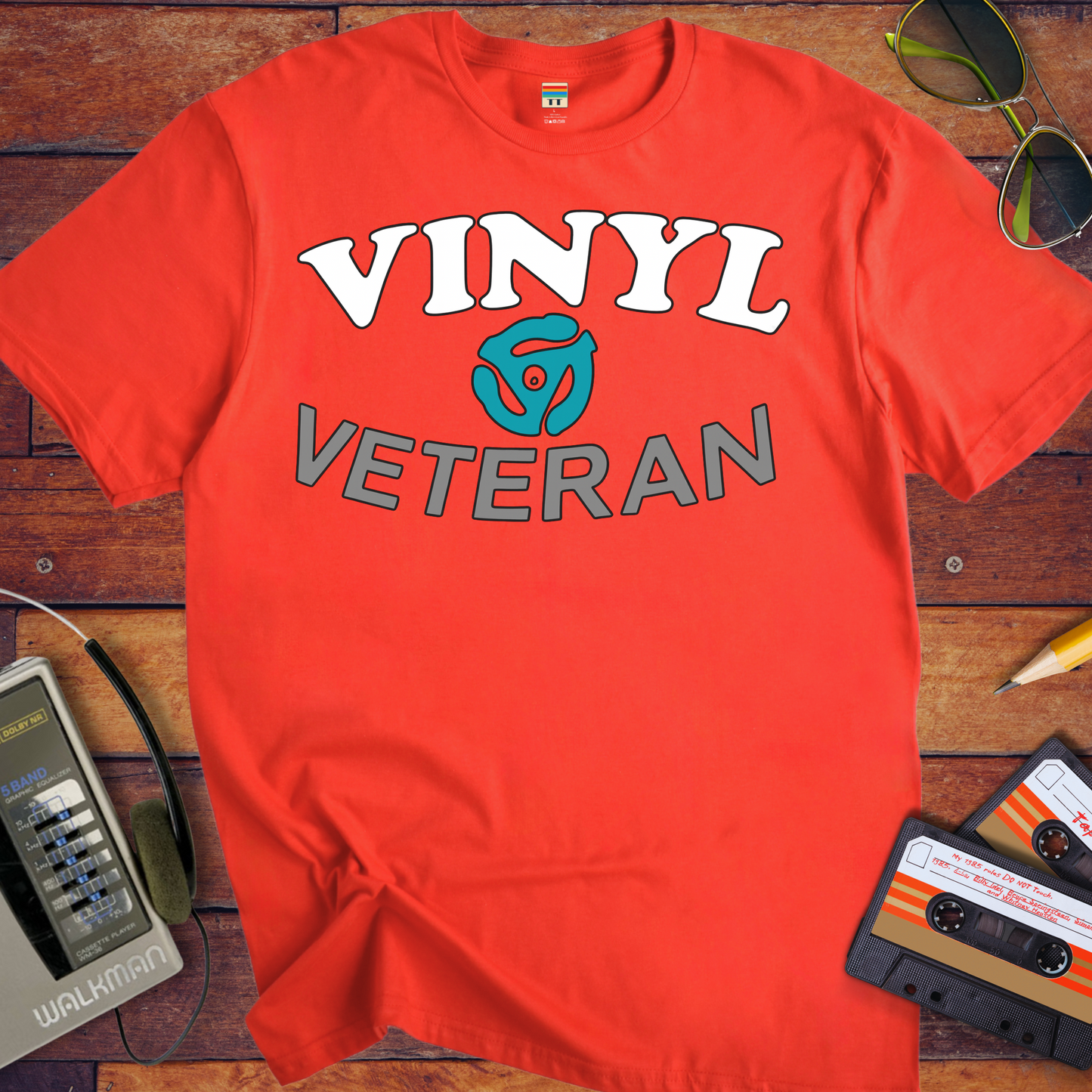 'VINYL VETERAN' T-Shirt