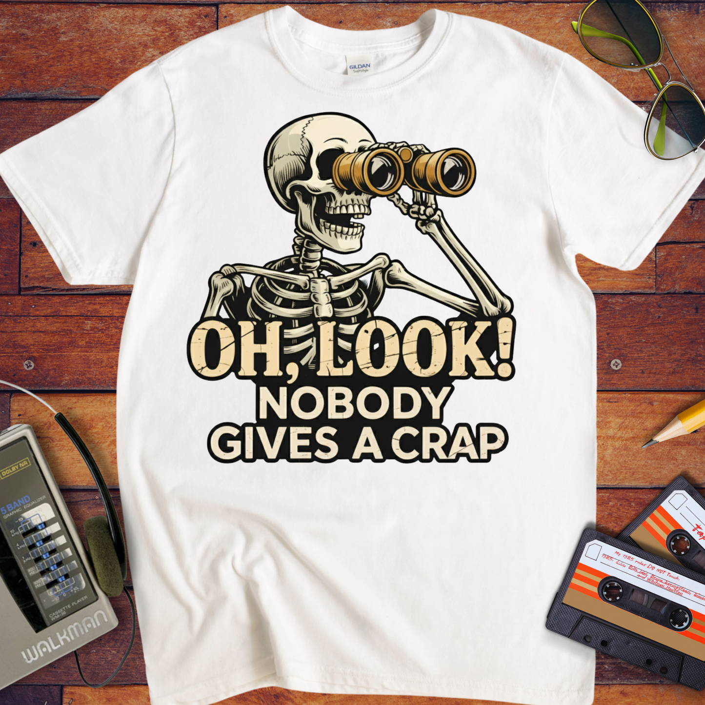 'OH, LOOK! NOBODY GIVES A CRAP' T-Shirt