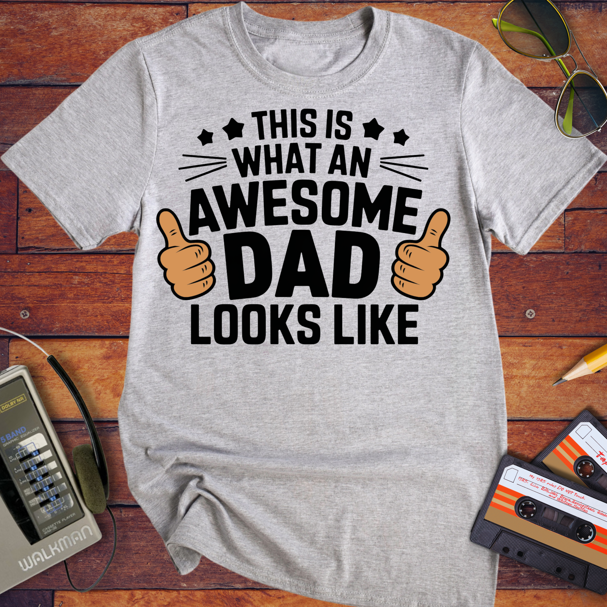 'This is An Awesome Dad Looks Like' T-Shirt
