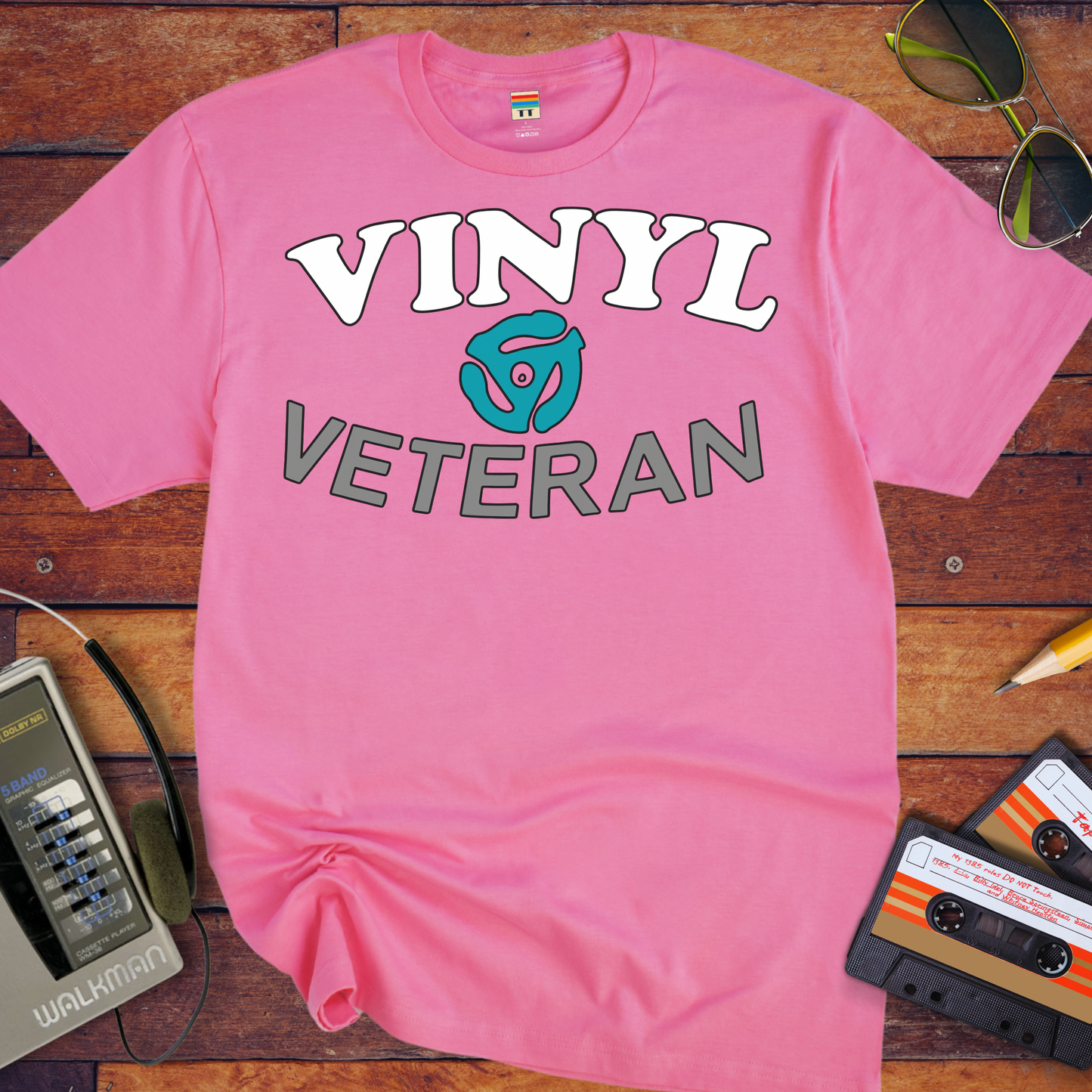 'VINYL VETERAN' T-Shirt